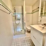 2 Apartment, Free Parking And Wifi Geneva