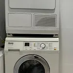 2 Apartment, Free Parking And Wifi Apartment