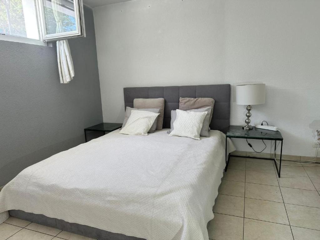 2 Apartment, Free Parking And Wifi